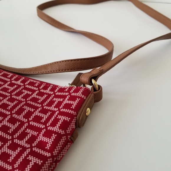 🚫SOLD🚫TommyHilfiger▪︎Crossbody Purse - Picture 6 of 13